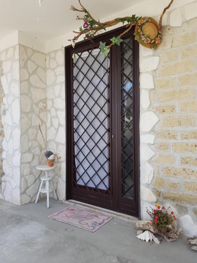 Mari En Bed & Breakfast Castel Volturno Exterior photo