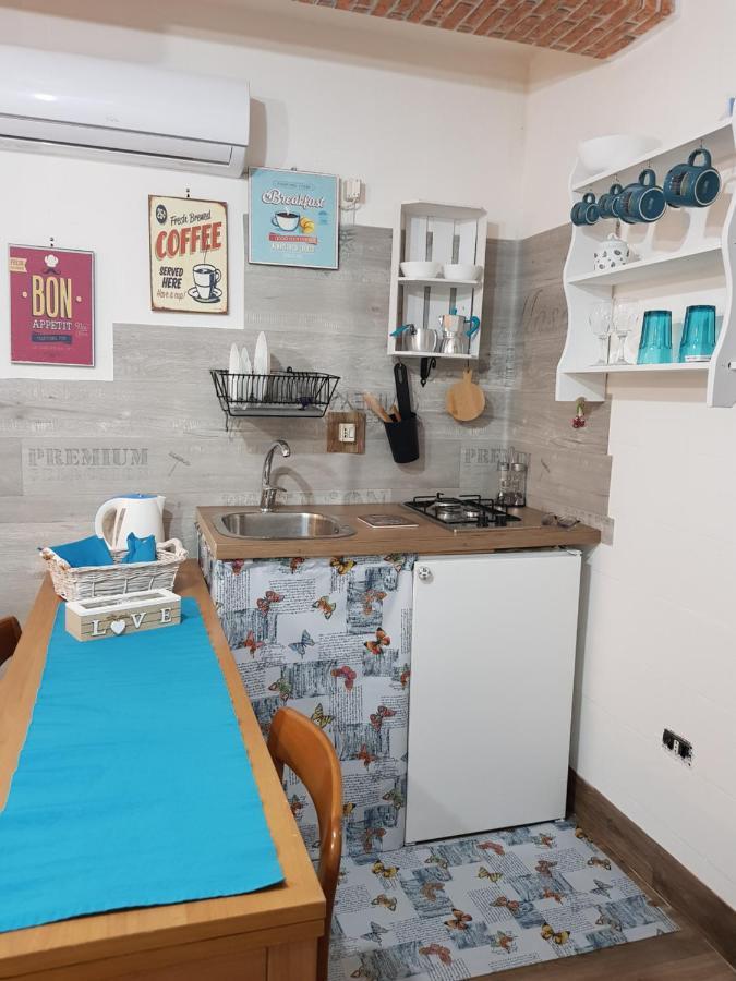 Mari En Bed & Breakfast Castel Volturno Exterior photo